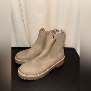 Dolce Vita Women Boots Sz 6